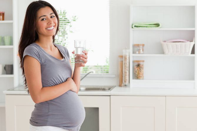 Staying Hydrated While Pregnant | Apple Valley Gynecology & Obstetrics